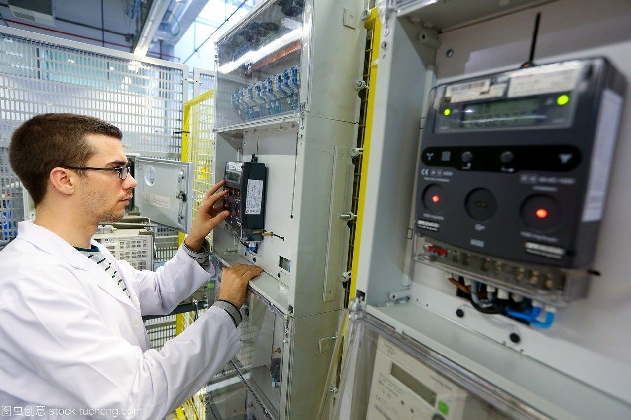 研究員。電器柜性能計數器。低壓微網絡。用于智能電網和智能電表的測試和證書服務。電力電子設備認證。技術服務行業。tecnaliaresearch&innovationbizkaiabasquecountry,西班牙。